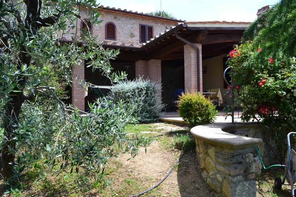 Agriturismo La Ghiraia Santa Luce Buitenkant foto